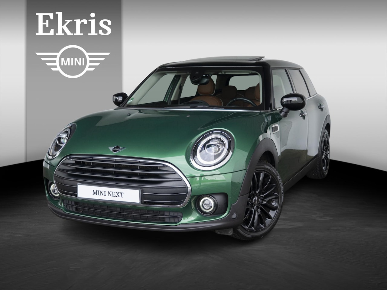 MINI Clubman - Cooper Aut. Business Plus + Chester Leder + Panoramadak - AutoWereld.nl