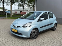 Toyota Aygo - 1.0-12V + Automaat 151.818km