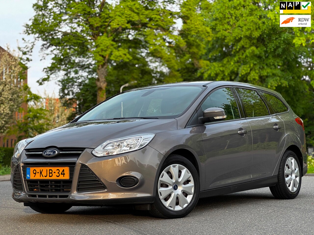Ford Focus Wagon - 1.0 EcoBoost Trend|NAVI|PSENSOR|CRUISE|AIRCO| - AutoWereld.nl