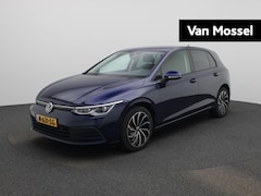 Volkswagen Golf - 1.0 eTSI Life 110 PK| Dealeronderhouden | Navigatie | Stoelverwarming | Stuurwielverwarmin