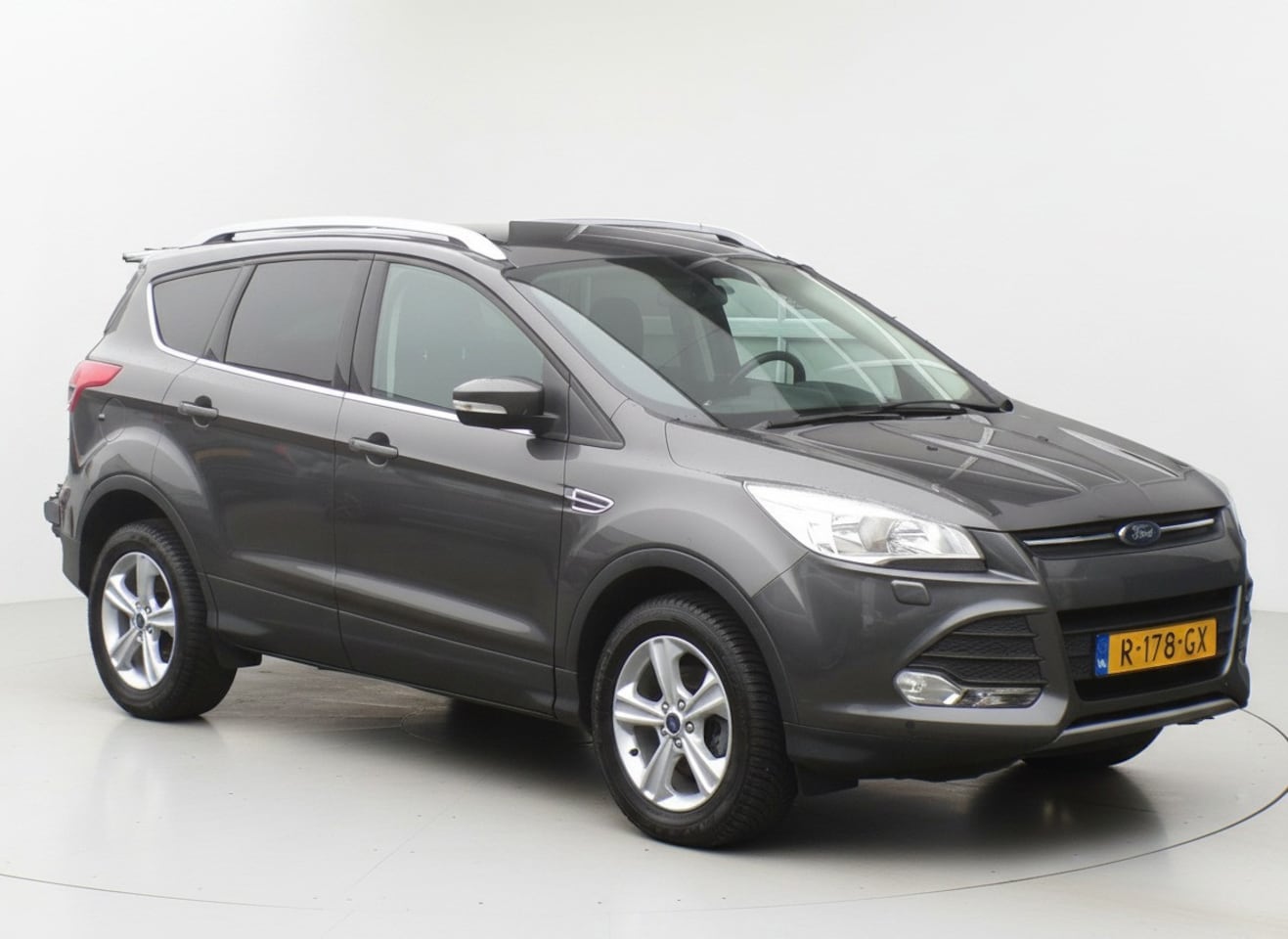 Ford Kuga - 1.5 Trend|PDC|Trekhaak|Stoelverw.|Clima|Cruise|BT - AutoWereld.nl