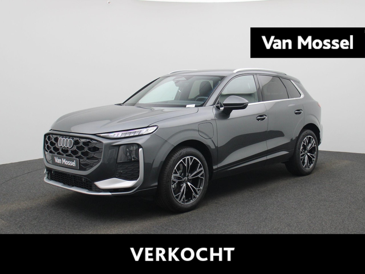 Audi Q3 - 1.5 200kW e-hybrid S edition 272 PK | Navigatie | Apple Carplay | Adaptieve Cruise Control - AutoWereld.nl