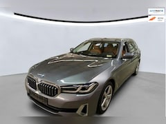 BMW 5-serie Touring - 530e Luxury Line – Panodak – Laserlight – El. Trekhaak – All-in