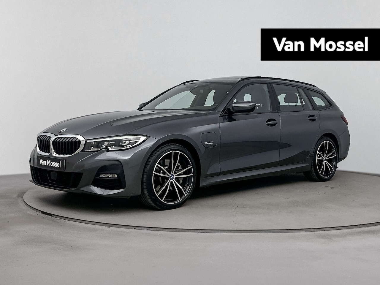 BMW 3-serie Touring - 330e High Executive | LEDER | PANORAMADAK | STOEL-STUURVERWARMING | ELEK.ACHTERKLEP | CAME - AutoWereld.nl