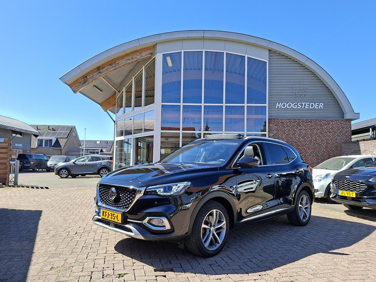MG EHS - 1.5 TGDI Luxury 1.5 TGDI Luxury, leer, schuifdak - AutoWereld.nl