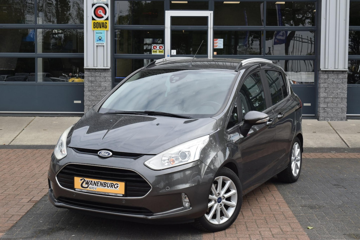 Ford B-Max - 1.0 EcoBoost Titanium Airco Navi Leder/Stof 125Pk Km 118.000!! - AutoWereld.nl