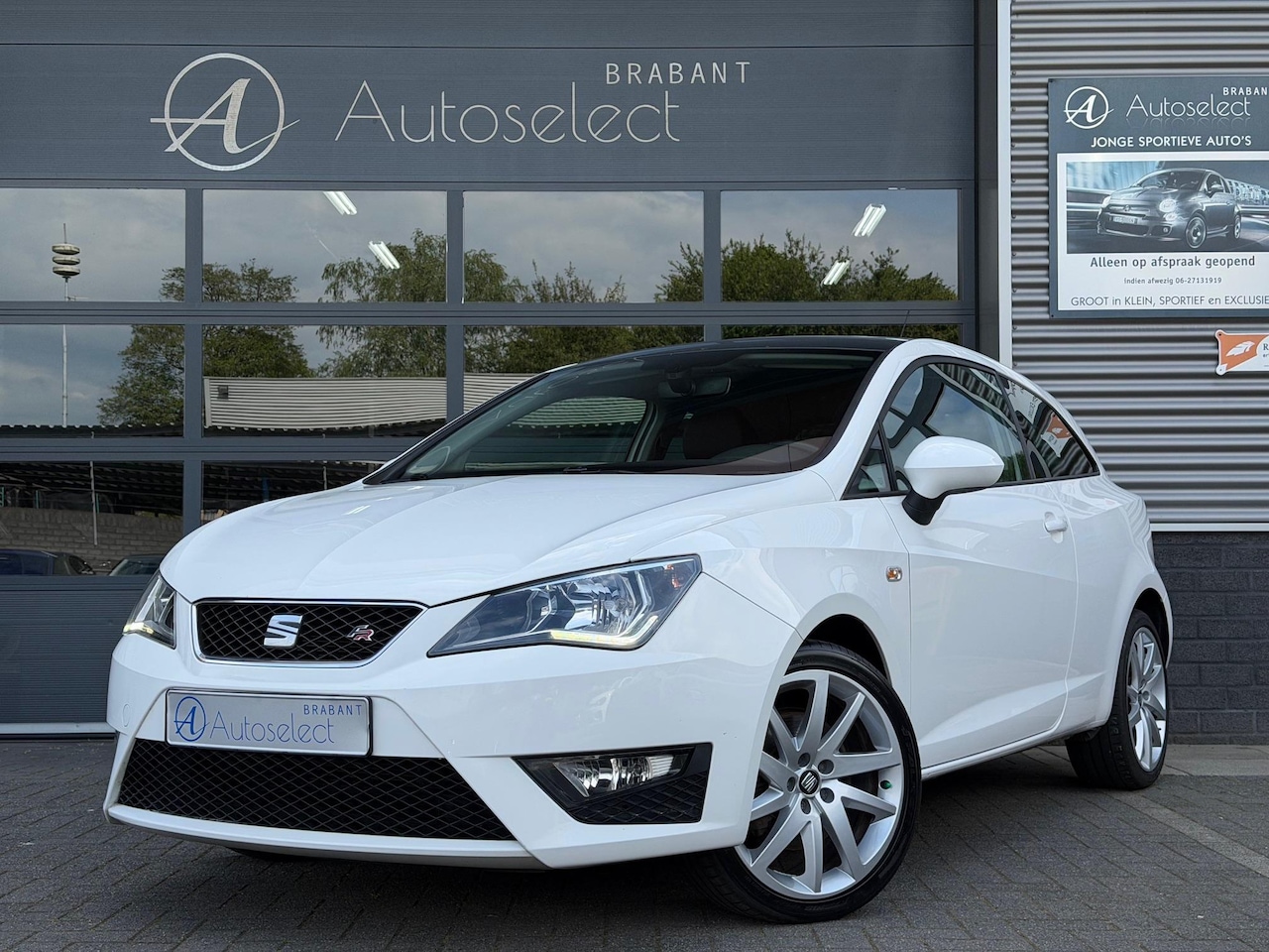SEAT Ibiza - 1.0 EcoTSI FR Connect Pano Bluetooth PDC - AutoWereld.nl