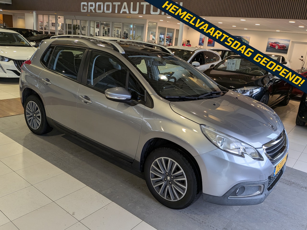 Peugeot 2008 - 1.2 PureTech Active Airco, Cruise Control, Trekhaak, Stuurbekrachtiging - AutoWereld.nl