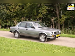 BMW 3-serie - 320i AUTOMAAT 4 DEURS 42.000 KILOMETER NAP UNIEK NIEUWSTAAT