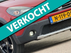 Dacia Sandero Stepway - 1.6 - Rouge de Feu - Airco/Audio - Dikke Prima