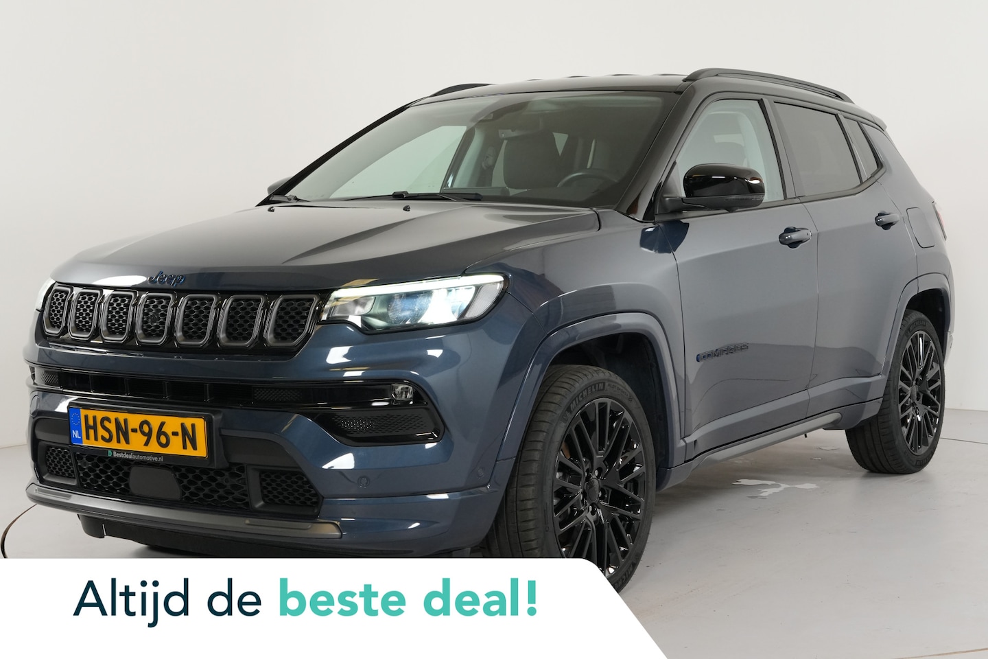 Jeep Compass - 4xe 240pk S PHEV | Trekhaak | Leer  | Stl. verw. | 19" | Camera 360° | Memory | Adaptive | - AutoWereld.nl