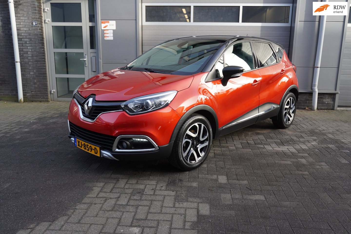 Renault Captur - 1.2 TCe Helly Hansen 1.2 TCe Helly Hansen - AutoWereld.nl