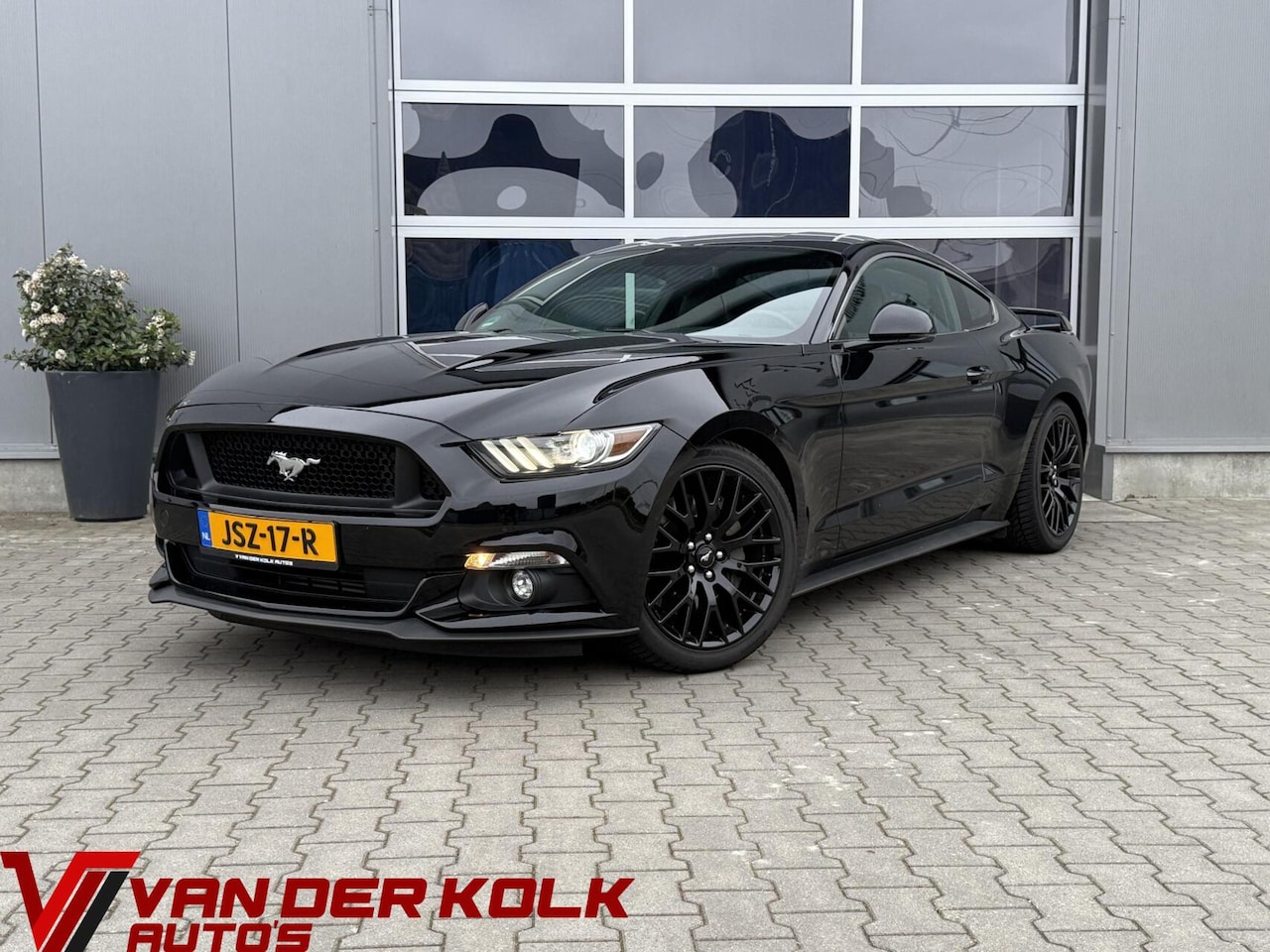 Ford Mustang Fastback - 2.3 EcoBoost Black Edition | EU-Model | Xenon | Leder | Camera | Stoelverwarming/verkoelin - AutoWereld.nl