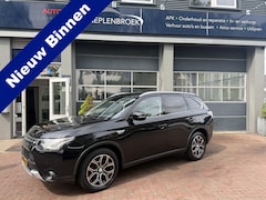 Mitsubishi Outlander - 2.0 PHEV Executive Edition X-Line Leer, trekhaak, Navi, 18inch Hoge Zit