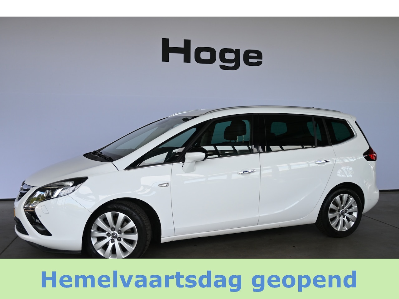 Opel Zafira Tourer - 1.4 Cosmo Airco Navigatie Cruise Control Trekhaak Rijklaarprijs Inruil Mogelijk! - AutoWereld.nl