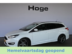 Ford Focus Wagon - 1.5 ST-Line Clima Navigatie Cruise Control Trekhaak Rijklaarprijs Inruil Mogelijk