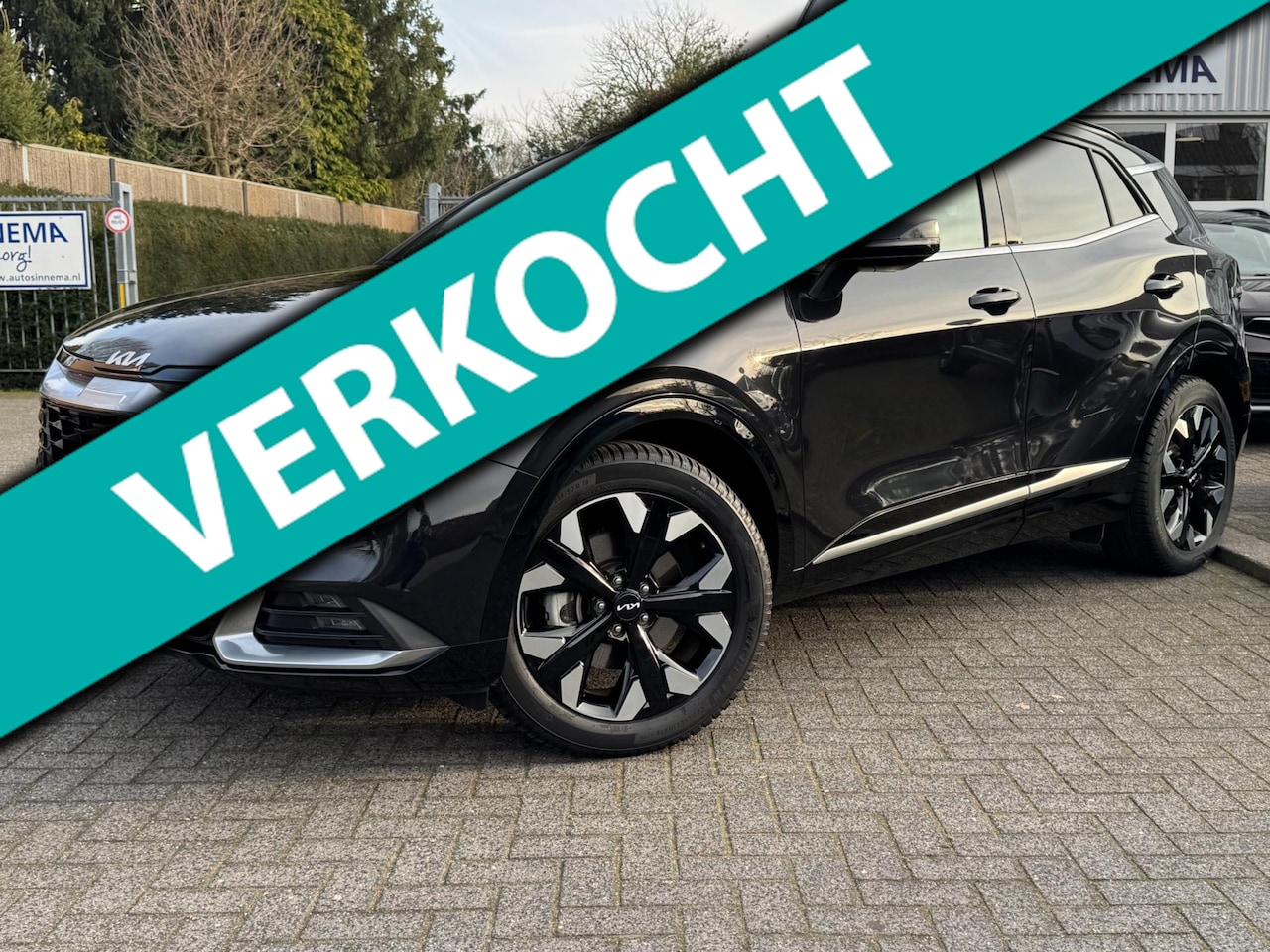 Kia Sportage - 1.6 T-GDi Plug-in Hybrid AWD DynamicPlusLine | Trekhaak | Panoramadak | Stuurverwarming | - AutoWereld.nl