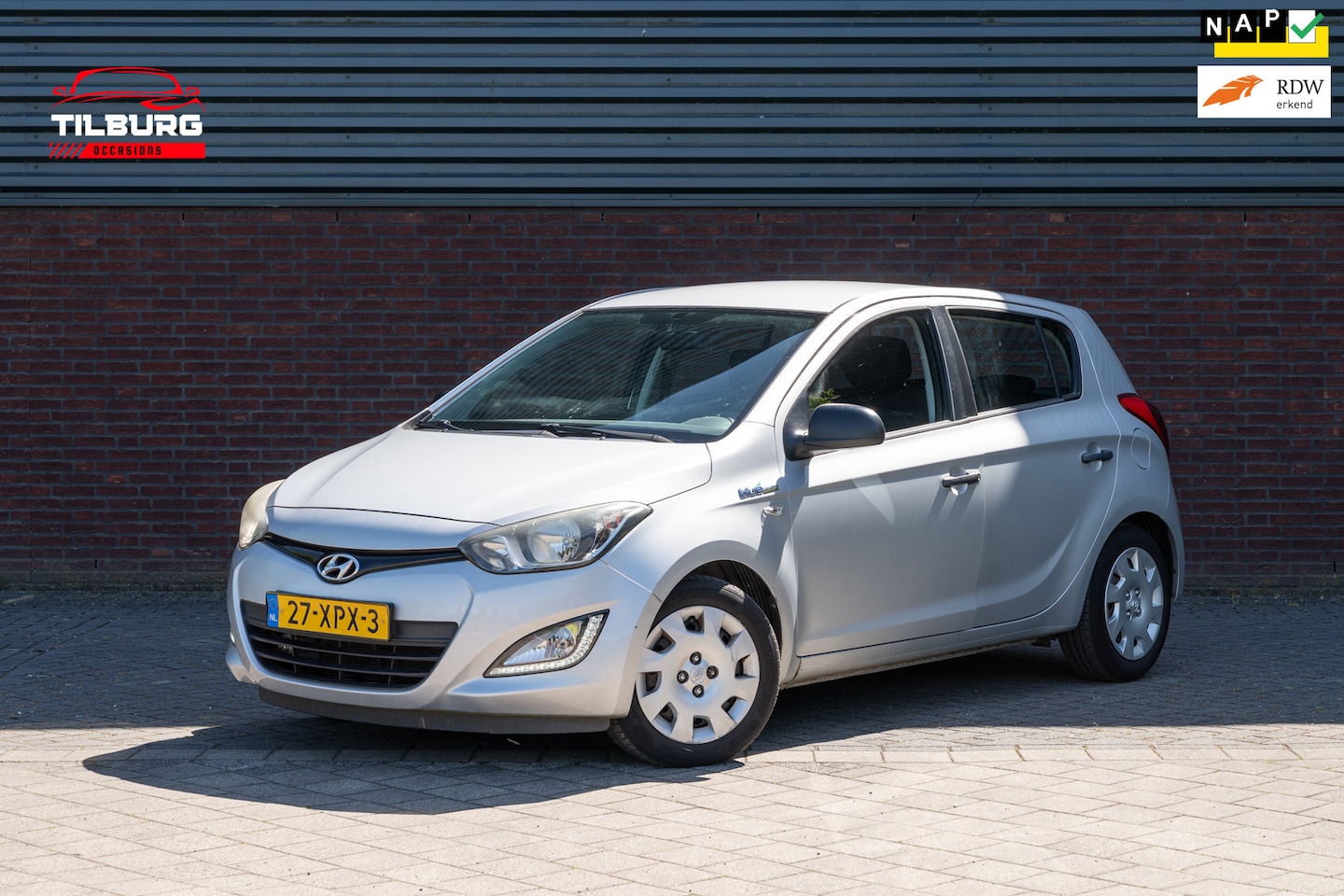 Hyundai i20 - 1.2i Business Edition Nieuwe distributieketting ! - AutoWereld.nl
