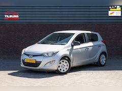 Hyundai i20 - 1.2i Business Edition Nieuwe distributieketting