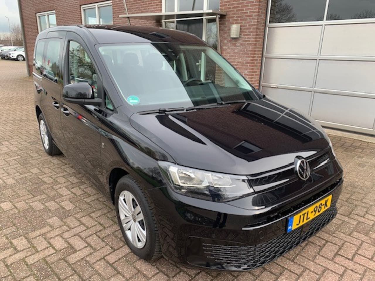 Volkswagen Caddy - 1.5 TSI 5 persoons automaat - AutoWereld.nl