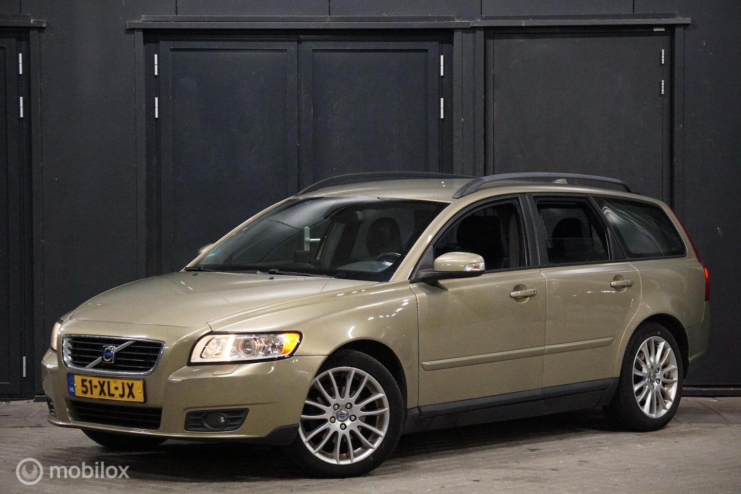Volvo V50 - 1.8 Edition II nieuwe apk|cruise|nwe koppeling - AutoWereld.nl