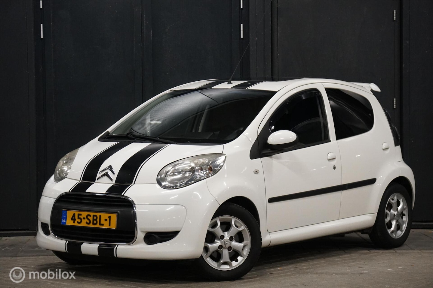Citroën C1 - 1.0-12V Exclusive AUT|schuifdak|carplay|airco|apk - AutoWereld.nl