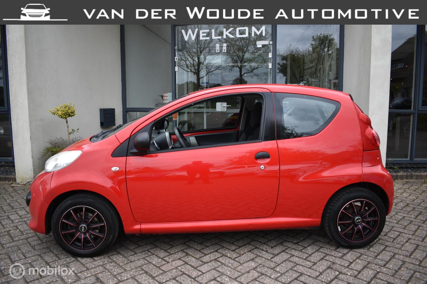 Peugeot 107 - 1.0-12V XR 1.0-12V XR 3DRS,|LM wielen|4-11-2026 APK - AutoWereld.nl