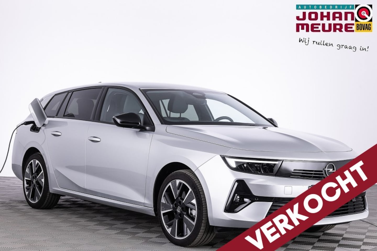 Opel Astra Sports Tourer - Electric 54 kWh | Full LED | AGR | VELGEN *BEVRIJDINGSDAG 05 mei OPEN!* - AutoWereld.nl