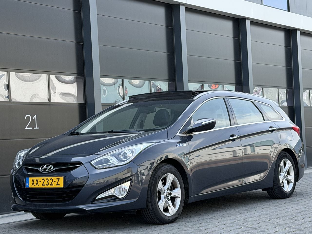 Hyundai i40 - I-40 1.7 CRDi Pano Camera Leer - AutoWereld.nl