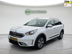 Kia Niro - 1.6 GDi Hybrid ExecutiveLine | Camera | Stoel- en stuurverwarming | CarPlay | Dealer onder