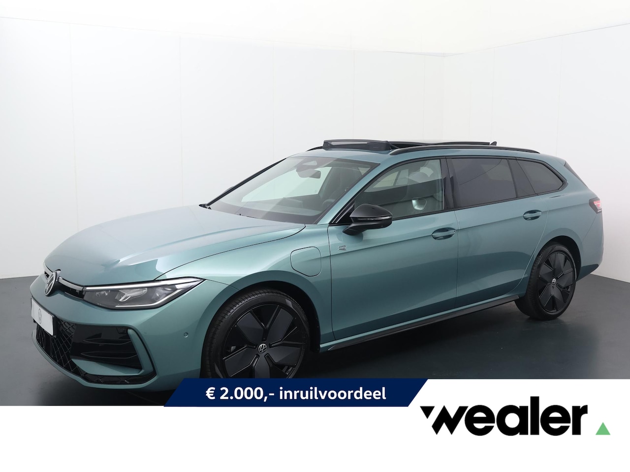 Volkswagen Passat Variant - R-Line Edition 1.5 eHybrid 150 kW / 204 PK DSG | Black Style | Multimedia pakket plus | Tr - AutoWereld.nl