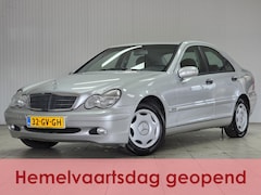 Mercedes-Benz C-klasse - 180 Classic/ N.A.P/ Trekhaak/ Clima/ Cruise/ Elek. pakket/ Armsteun/ Multi. LEDER. Stuur/