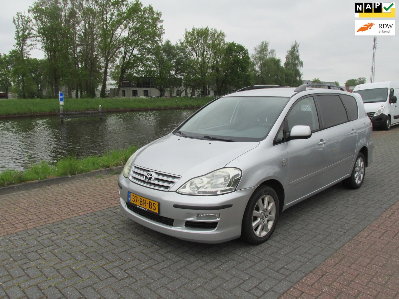 Toyota Avensis Verso - 2.0 D4-D Linea Sol 2.0 D4-D Linea Sol - AutoWereld.nl