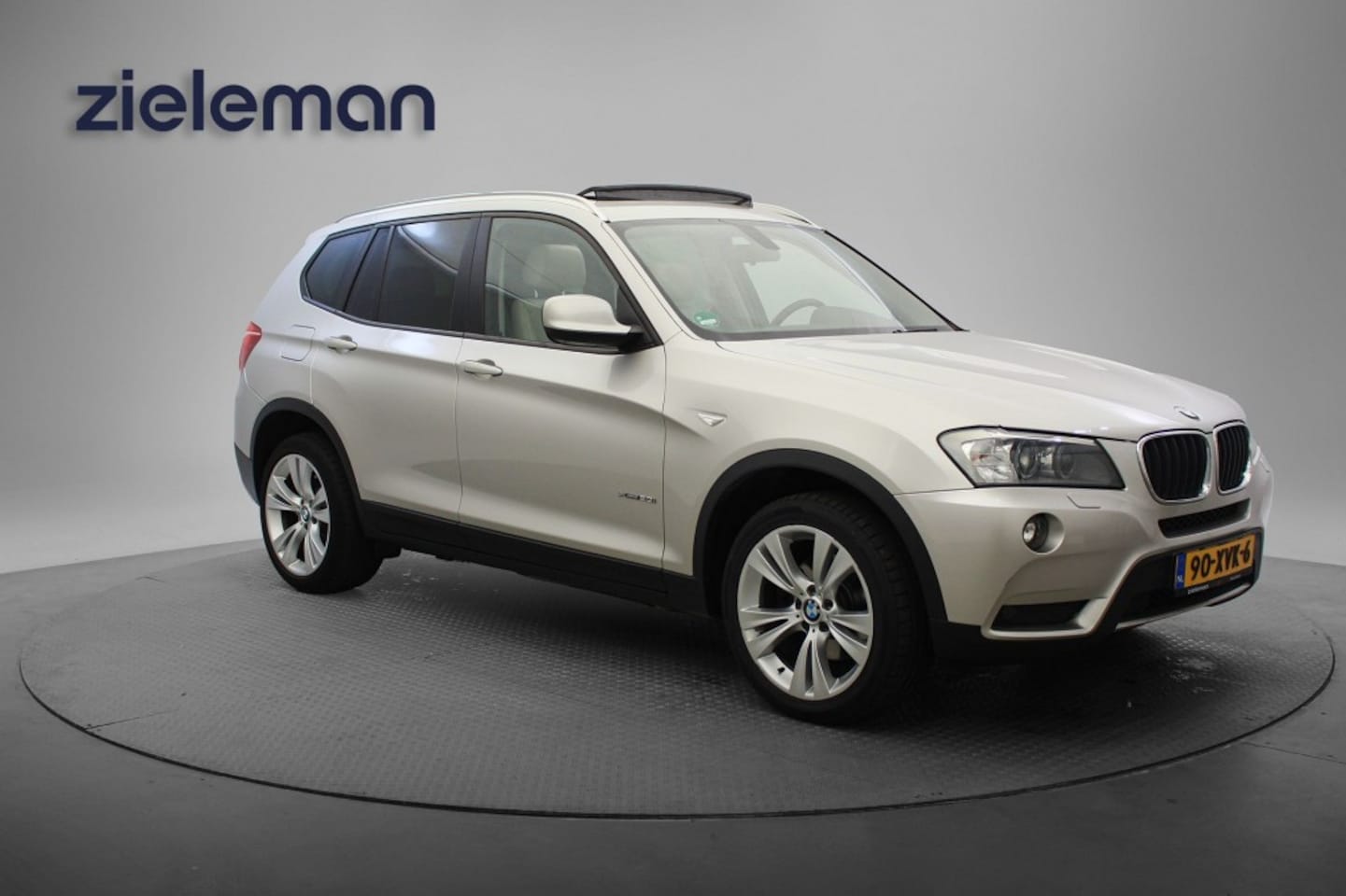 BMW X3 - xDrive20i High Executive Automaat - Panorama, Navi, Leer, Xenon, Stoelverw. - AutoWereld.nl