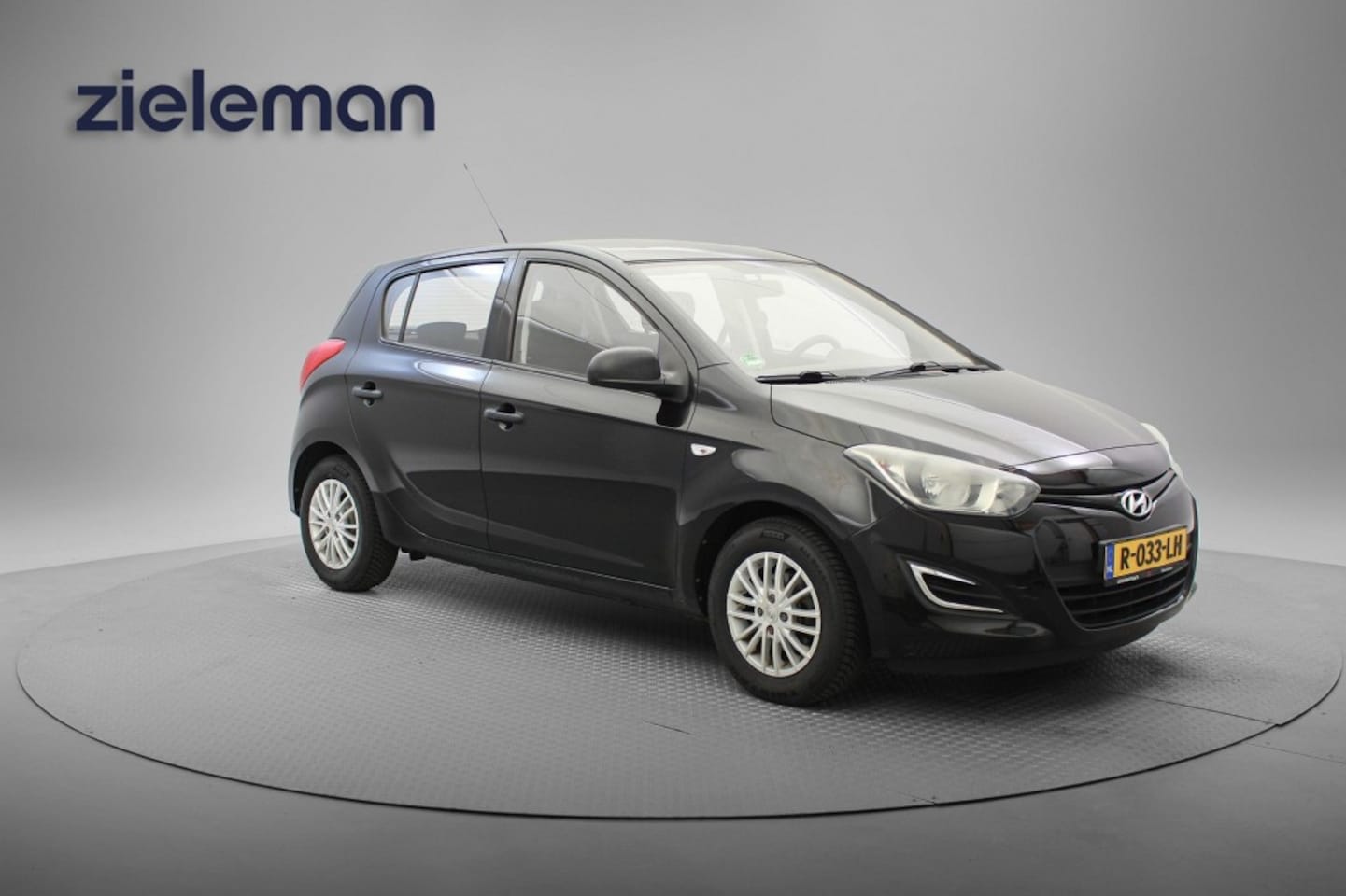 Hyundai i20 - 1.2i First Edition 5 Deurs - Airco, Lichtmetalen Velgen - AutoWereld.nl