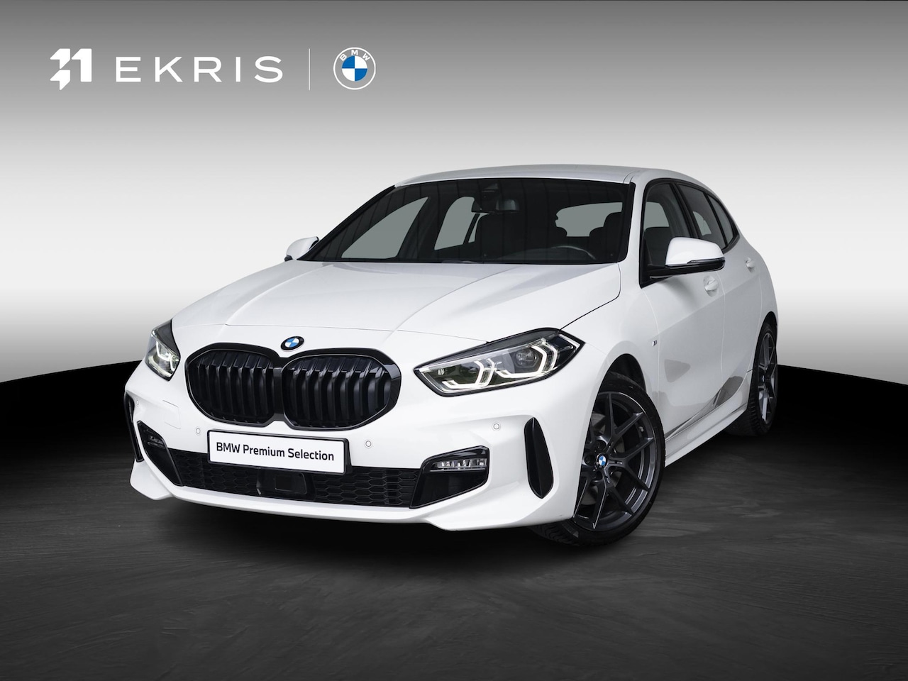 BMW 1-serie - 120i | M Sport | Innovation Pack | Head-Up Display | Harman Kardon | Stuurwielrand verwarm - AutoWereld.nl