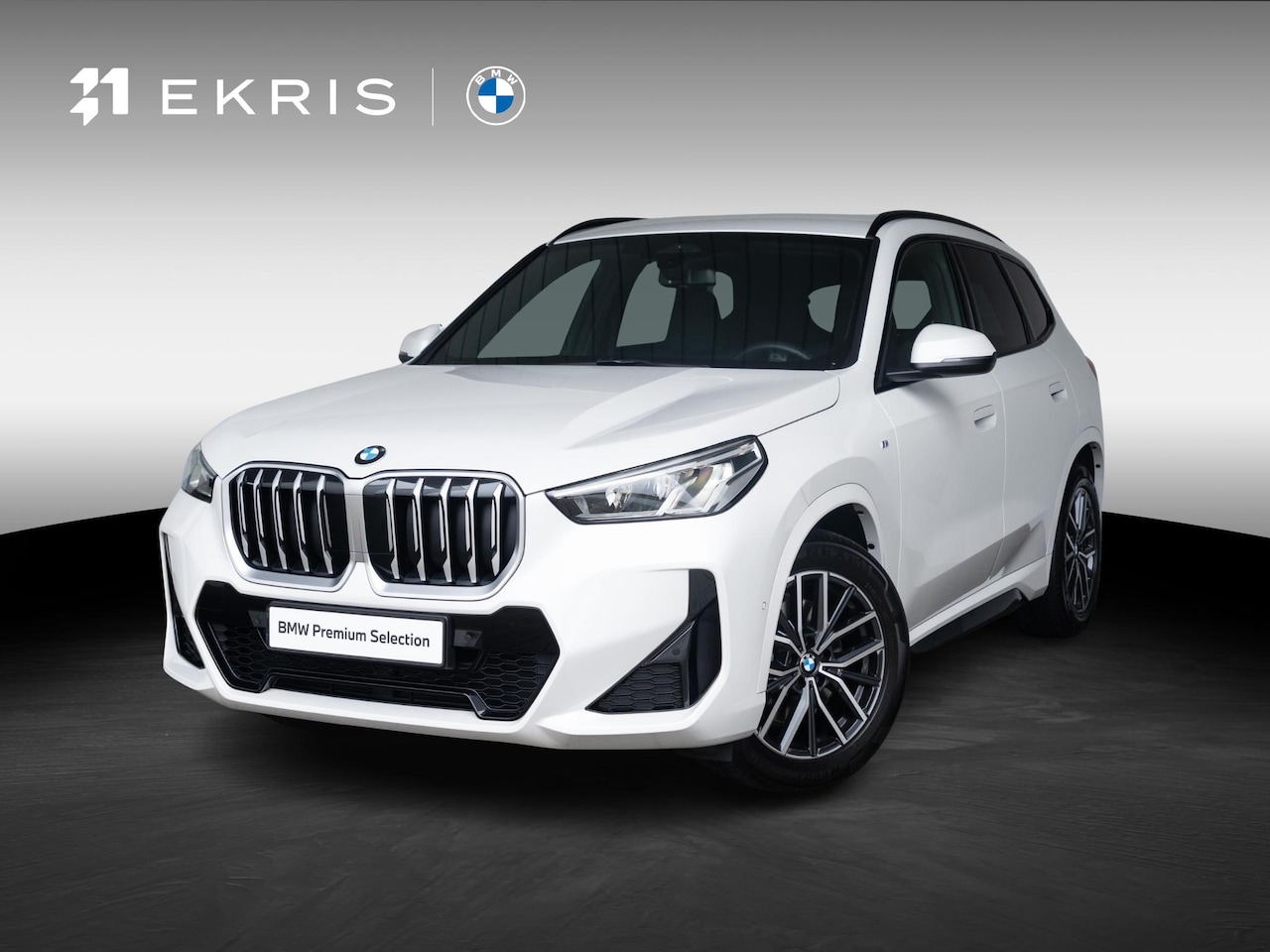 BMW X1 - sDrive20i | M Sportpakket | Achteruitrijcamera | Stoelverwarming | PDC | Trekhaak | Lentev - AutoWereld.nl
