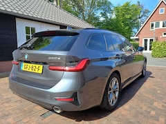 BMW 3-serie Touring - 330e Sport Line