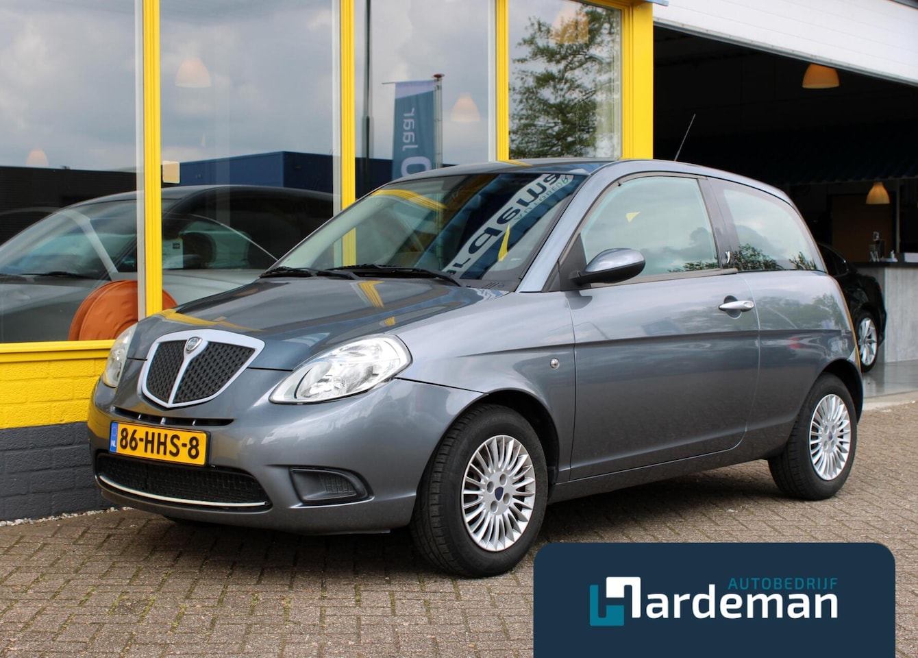 Lancia Y(psilon) - Ypsilon 1.2 Argento Airco - AutoWereld.nl