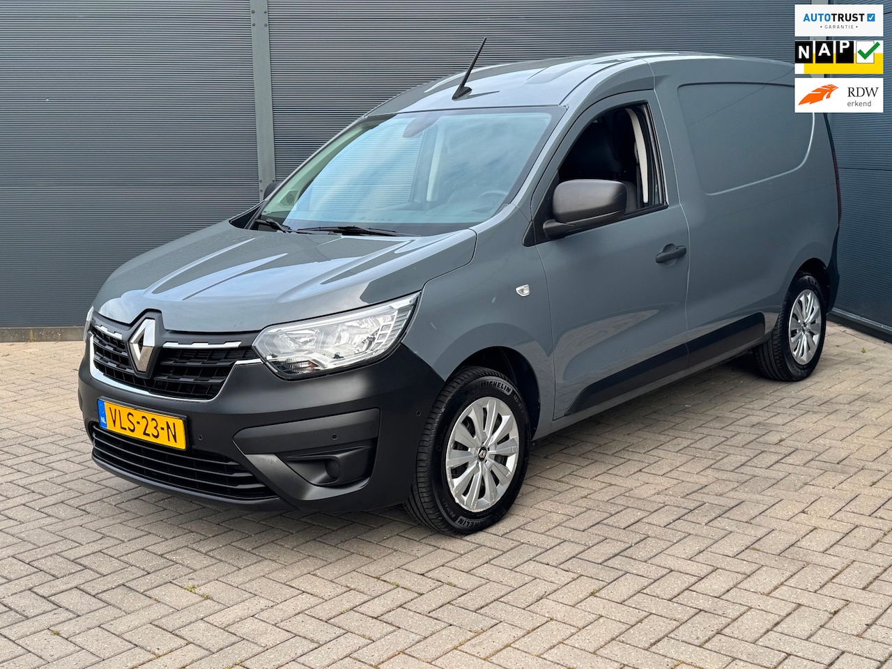 Renault Express - 1.5 dCi 95 / Camera / Carplay / Nap - AutoWereld.nl
