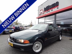 BMW 5-serie - 523i Executive | NL-AUTO | HISTORIE AANWEZIG | NAP | LMV | CLIMATE | AUTOMAAT |