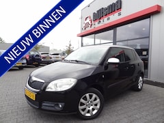 Skoda Fabia - 1.4-16V Sprint | NL-AUTO | TREKHAAK | CLIMATE | CRUISE |