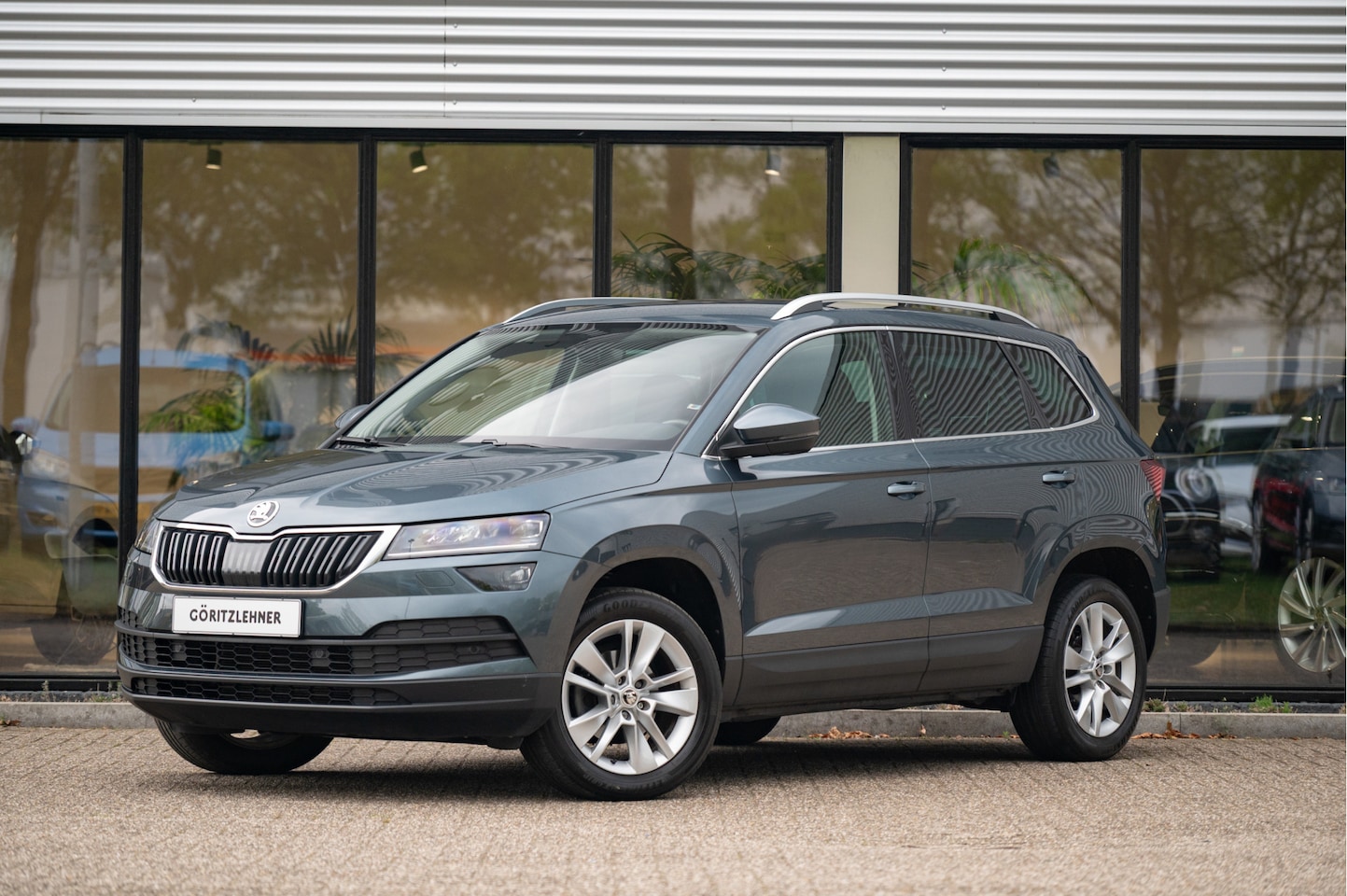 Skoda Karoq - 1.5 TSI ACT DSG | Matrix LED | Camera | Adapt. Cruise | Stoelverw. V+A - AutoWereld.nl