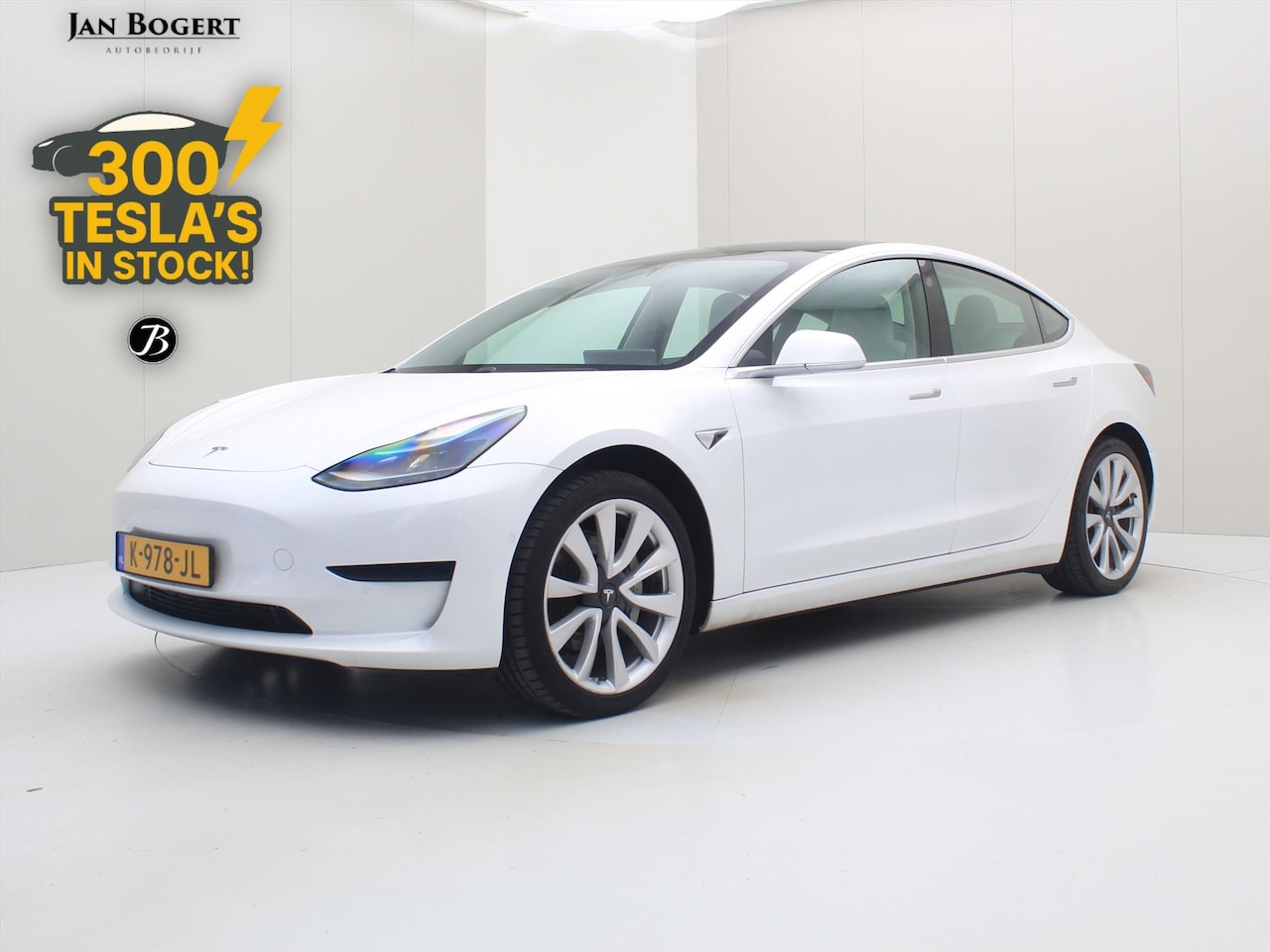 Tesla Model 3 - Standard RWD Plus 89.2% SoH [ WIT LEDER+LFP-ACCU+AUTOPILOT+60 kWh+PREMIUM AUDIO ] - AutoWereld.nl