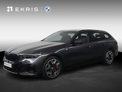 BMW 5-serie Touring - 520i | M Sportpakket Pro | Driving Assistant Plus | Panoramadak | Harman/Kardon | Adaptiev