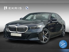 BMW i5 - Sedan eDrive40 M Sportpakket 20'' / Panoramadak / Comfortstoelen / Harman Kardon / Driving