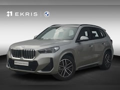 BMW X1 - sDrive18i M Sport | Panoramadak / Keyless entry / Adaptieve LED koplampen