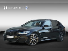 BMW 5-serie Touring - 540i xDrive M Sportpakket 20'' / Panoramadak / Active Steering / Head-Up Display / Laserli