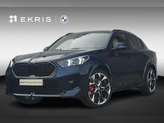 BMW X2 - sDrive20i M Sportpakket Pro 20'' / Panoramadak / Head-Up Display / Harman Kardon / Trekhaa