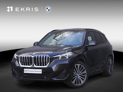 BMW X1 - xDrive25e M Sportpakket | Innovation Pack | Travel Pack | Glazen panoramadak | Comfort Acc